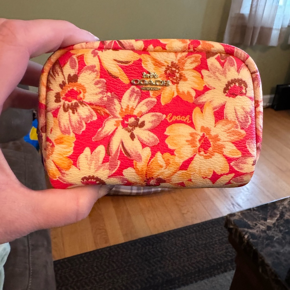 Coach Mini Boxy Cosmetic Case